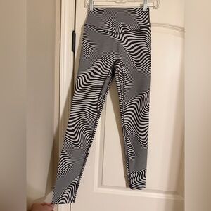 Vitality Ascend Leggings